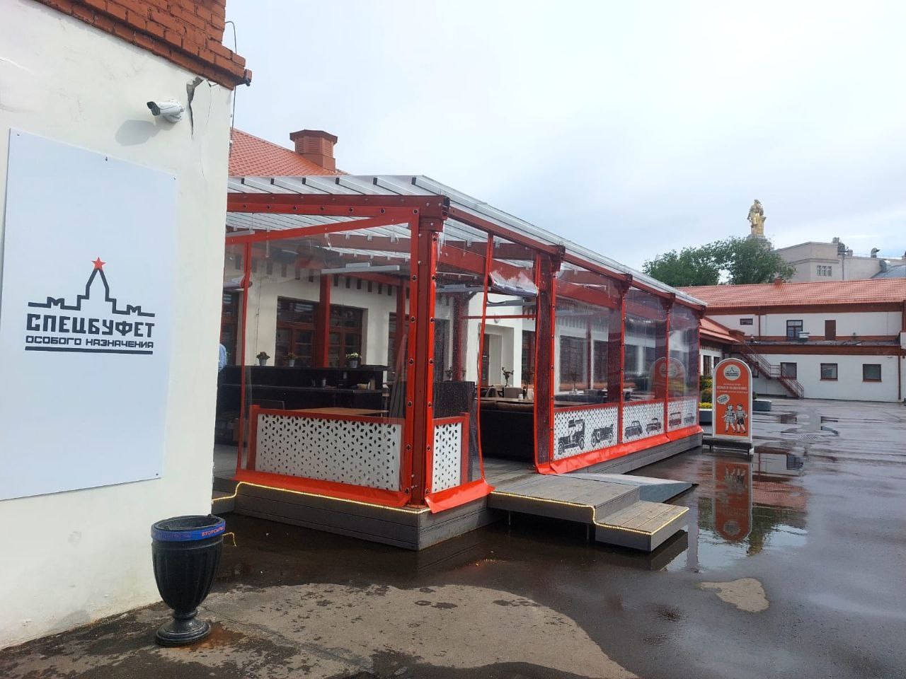 ПВХ шторы для летней террасы кафе в Рыльске